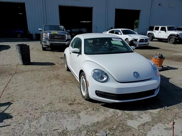 2016 Volkswagen Beetle 1.8T VIN: 3VWF17AT0GM632039 Lot: 51226105