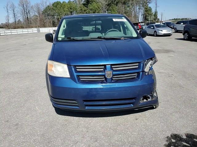 2010 Dodge Caravan - Image 12