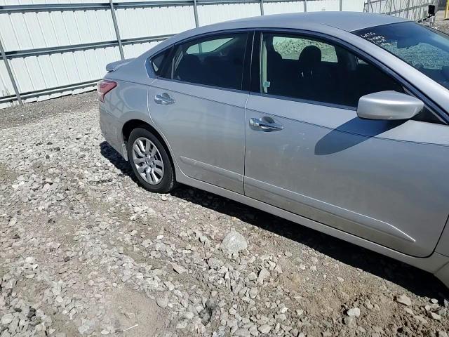 2013 Nissan Altima - Image 10
