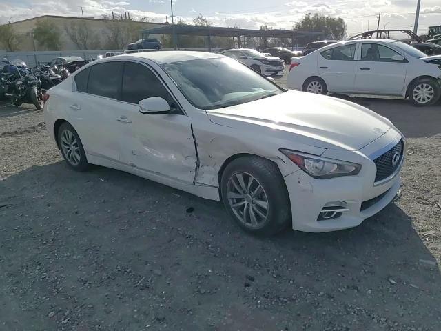 2015 Infiniti Q50 - Image 11