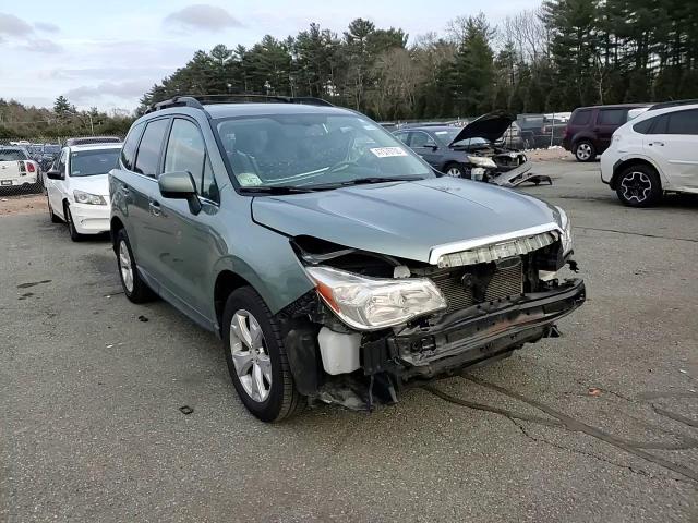 2014 Subaru Forester - Image 12