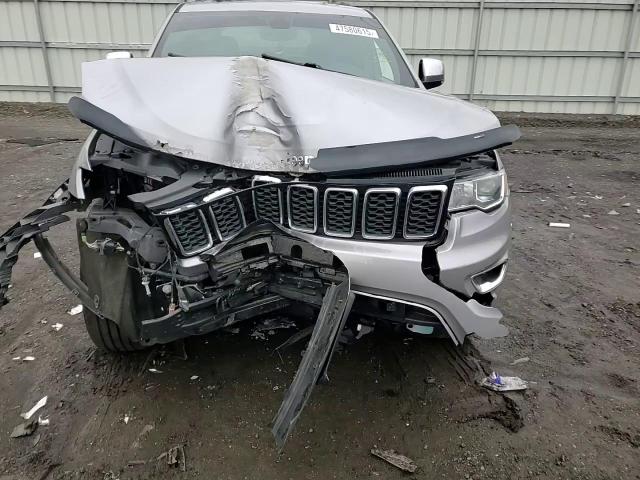 2017 Jeep Grand Cherokee - Image 10