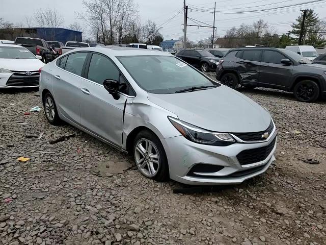2016 Chevrolet Cruze - Image 11