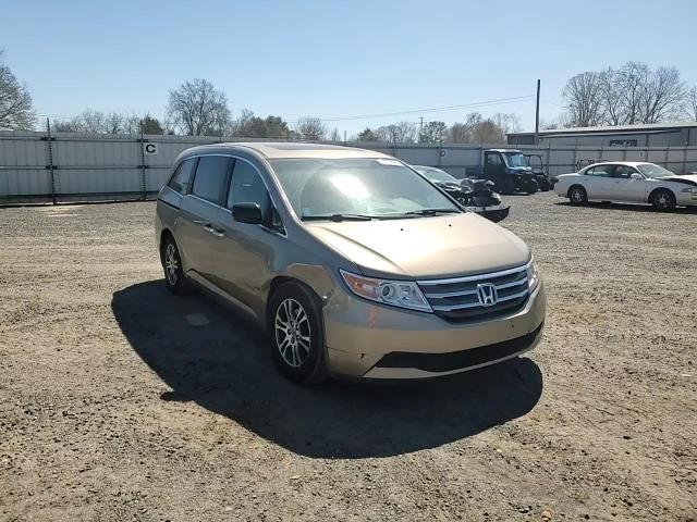 2011 Honda Odyssey - Image 11
