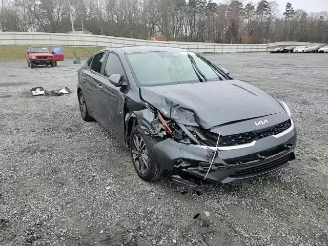 2024 Kia Forte - Image 11