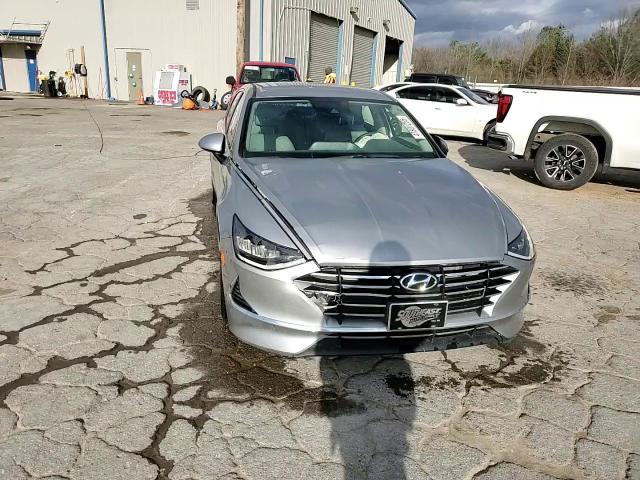 2022 Hyundai Sonata - Image 13