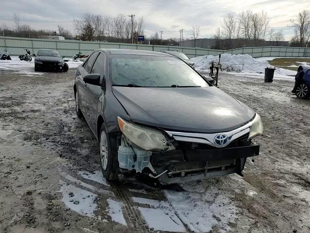 2012 Toyota Camry - Image 10