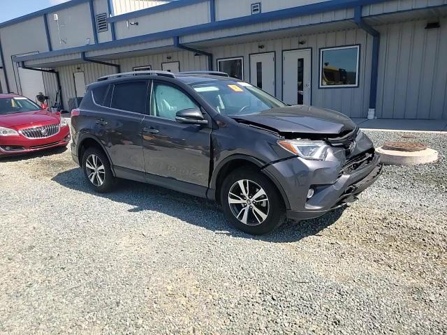 2018 Toyota RAV 4 - Image 10