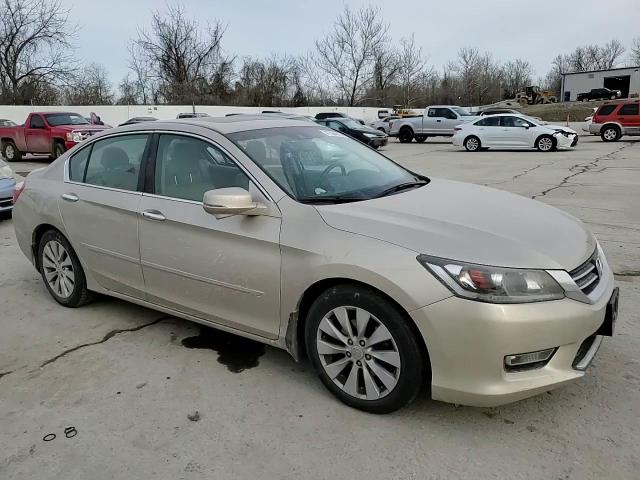 2013 Honda Accord - Image 11