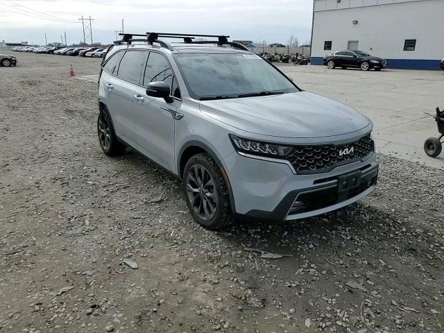 2022 Kia Sorento - Image 11