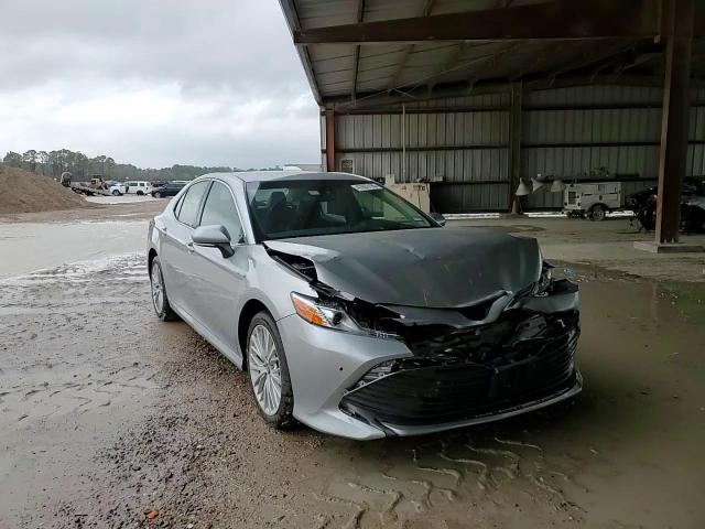 2018 Toyota Camry - Image 11