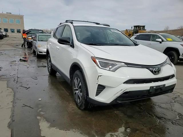 2017 Toyota RAV 4 - Image 14