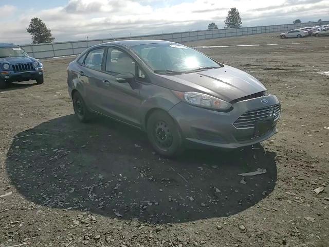 2015 Ford Fiesta - Image 11