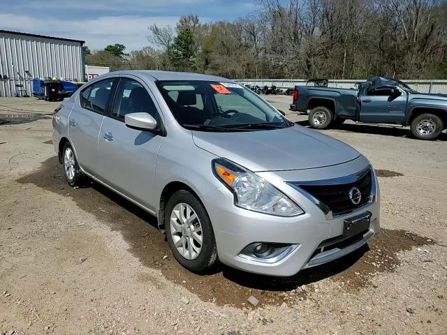 2017 Nissan Versa - Image 13
