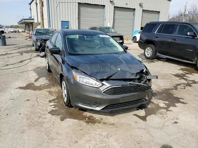 2018 Ford Focus - Image 13