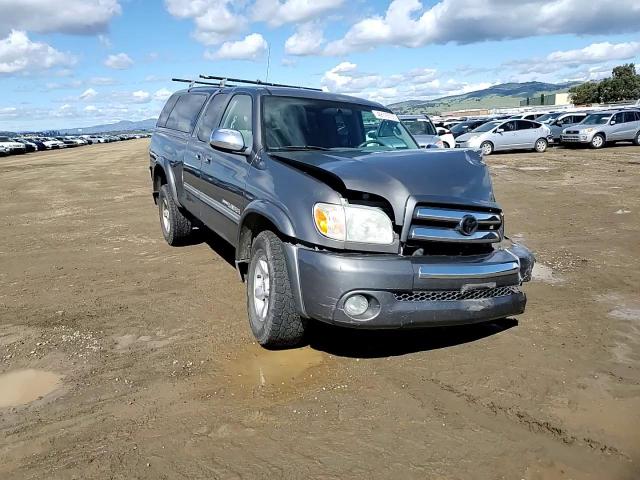 2005 Toyota Tundra - Image 10
