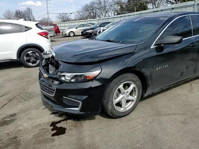 2017 Chevrolet Malibu - Image 11