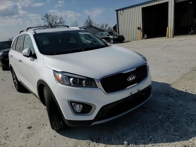 2016 Kia Sorento - Image 11