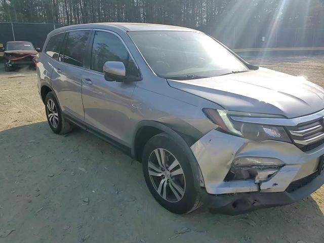 2017 Honda Pilot - Image 11