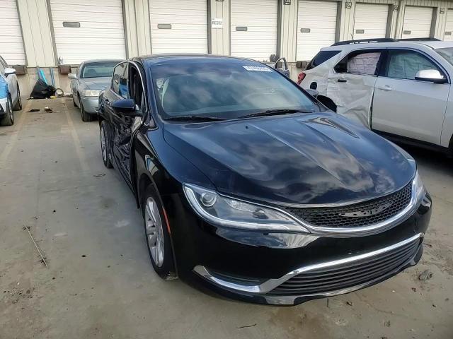 2015 Chrysler 200 - Image 10