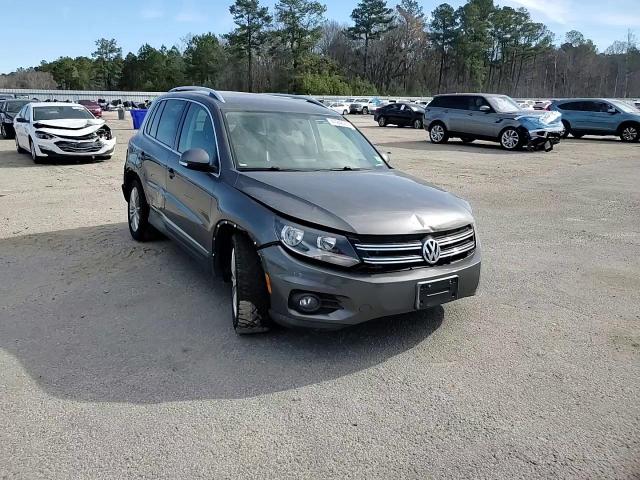 2012 Volkswagen Tiguan S VIN: WVGBV7AX6CW003464 Lot: 47248275
