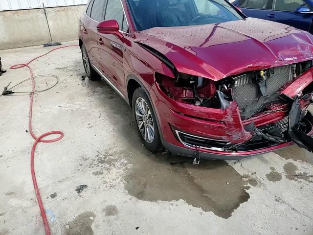 2019 Lincoln Nautilus - Image 15