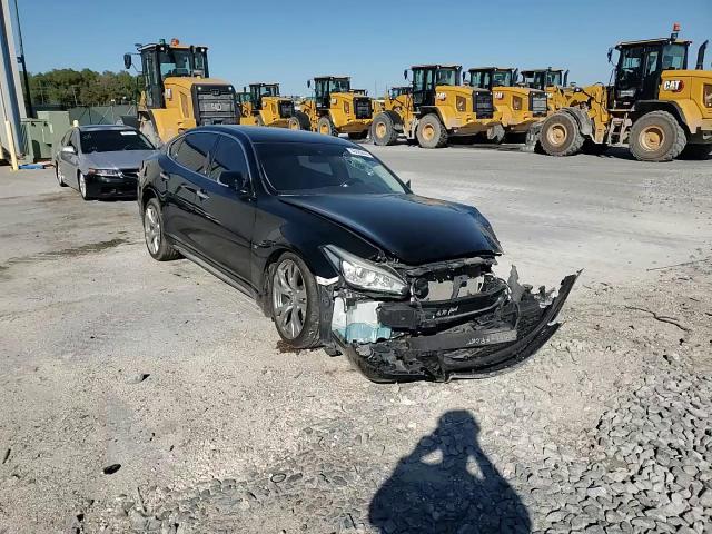 2018 Infiniti Q70 - Image 11