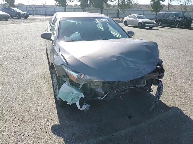 2017 Toyota Camry - Image 10