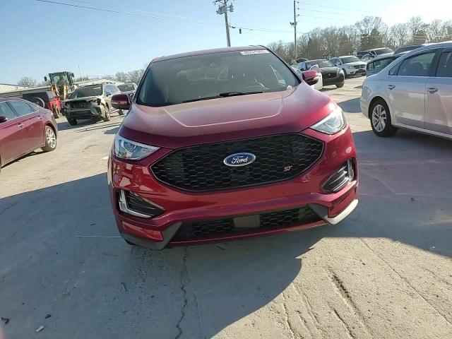 2019 Ford Edge - Image 11