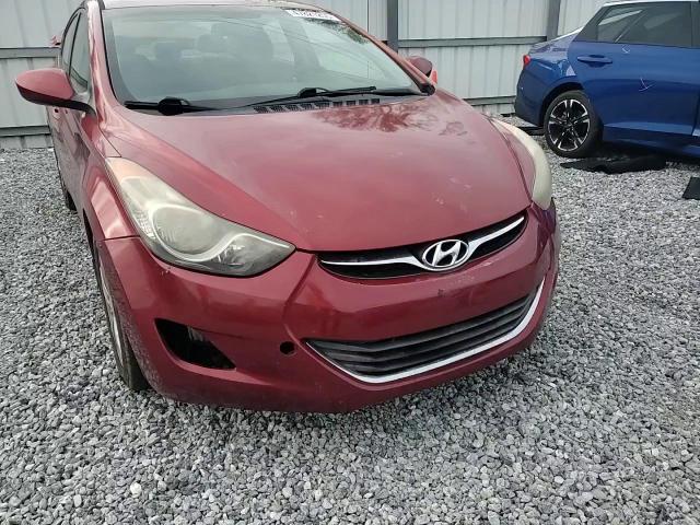 2013 Hyundai Elantra - Image 11