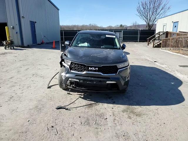 2022 Kia Sorento - Image 15