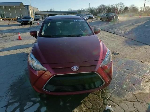 2017 Toyota Yaris - Image 13