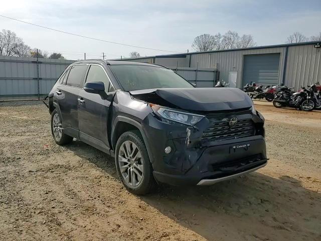2020 Toyota RAV 4 - Image 12