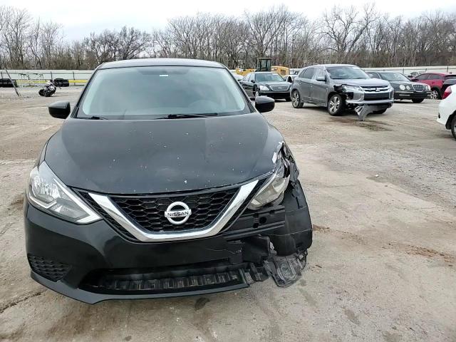 2019 Nissan Sentra - Image 10