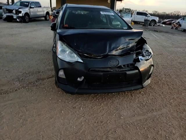 2014 Toyota Prius - Image 11