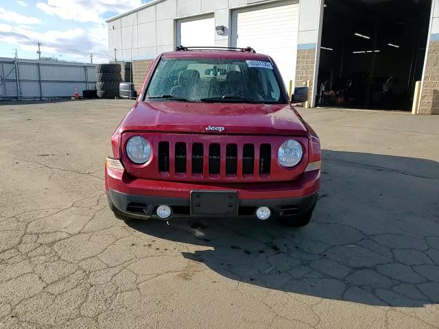 2014 Jeep Liberty (Patriot) - Image 14