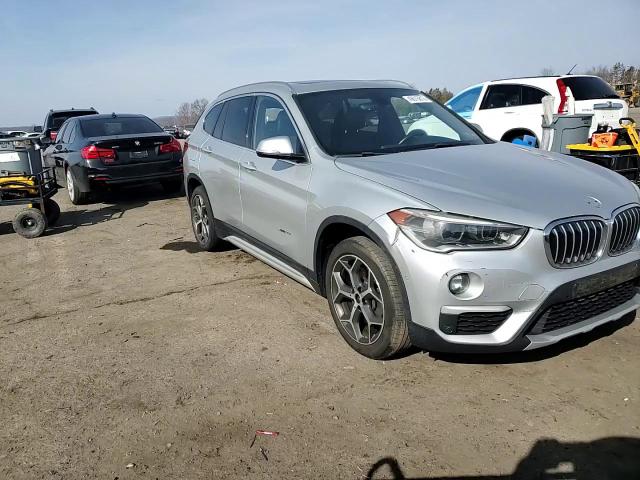 2016 BMW X1 - Image 12