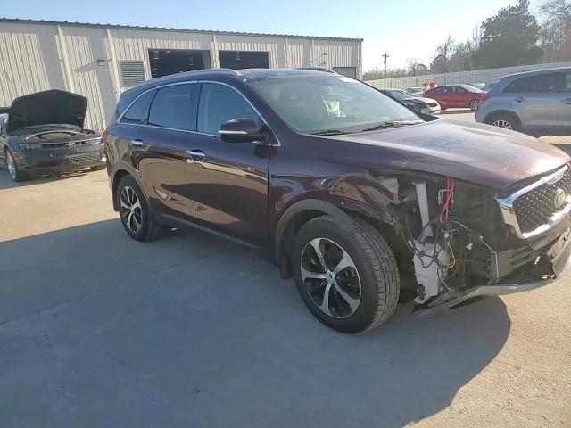 2018 Kia Sorento - Image 10