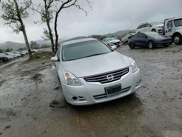 2012 Nissan Altima - Image 11