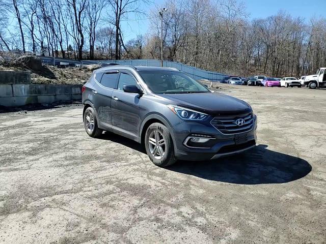 2017 Hyundai Santa Fe - Image 11