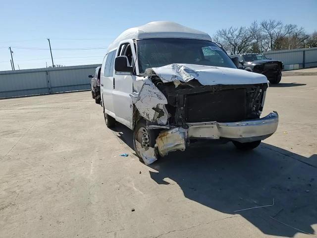 2008 Chevrolet Express - Image 12