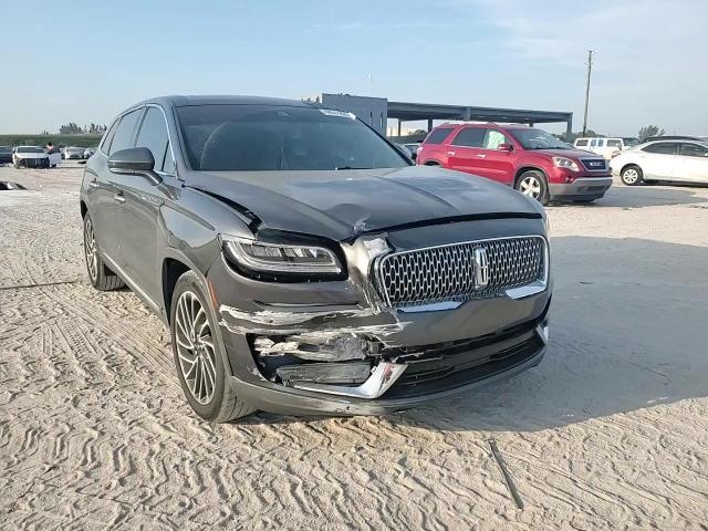 2019 Lincoln Nautilus - Image 12