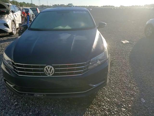 2018 Volkswagen Passat - Image 11