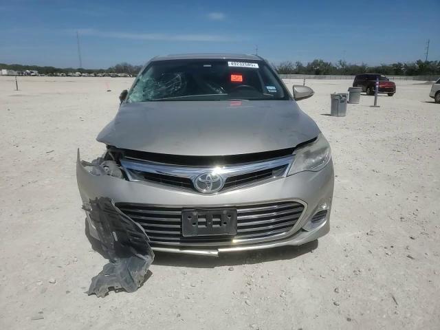 2014 Toyota Avalon - Image 11