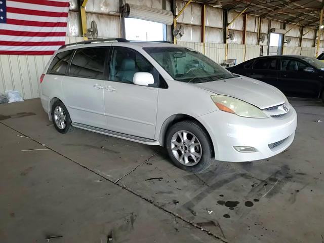 2006 Toyota Sienna - Image 12