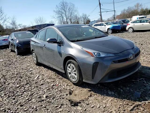 2019 Toyota Prius - Image 10