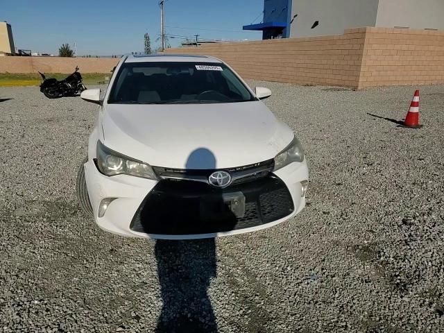 2016 Toyota Camry - Image 10