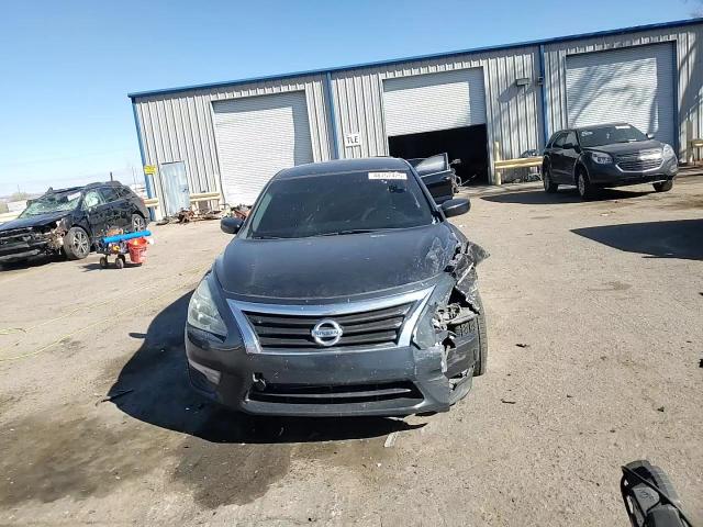 2015 Nissan Altima - Image 10