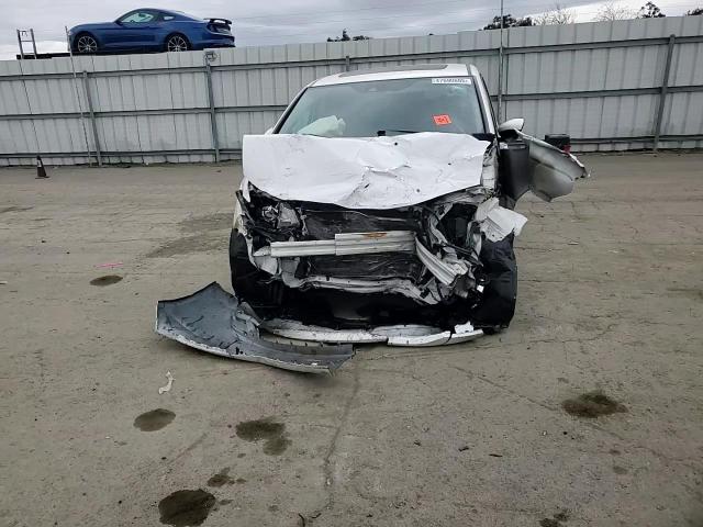 2016 Honda Odyssey - Image 10