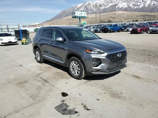 2019 Hyundai Santa Fe - Image 12